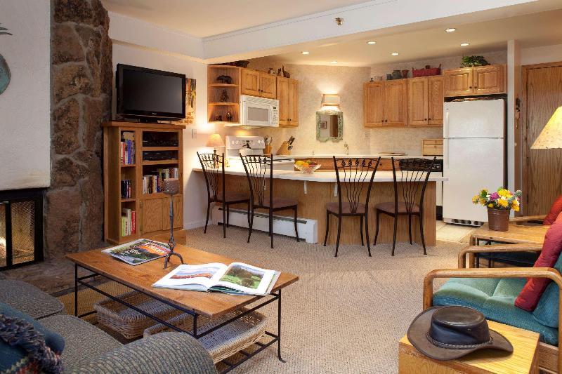 Laurelwood Condominiums Сноумас Вилидж Екстериор снимка
